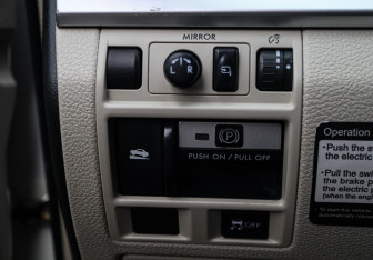 Подержанный автомобиль Subaru Outback Wagon 2011 года (21 фото)