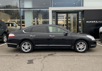 Подержанный автомобиль Nissan Teana 2012 года (4 фото)