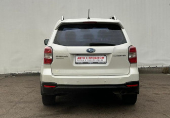 Подержанный автомобиль Subaru Forester Suv 2013 года (6 фото)