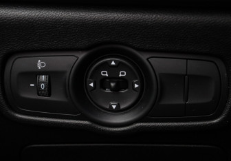 Подержанный автомобиль Omoda S5 2024 года (20 фото)