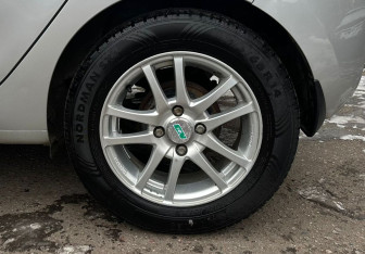 Подержанный автомобиль Kia Picanto 2015 года (16 фото)