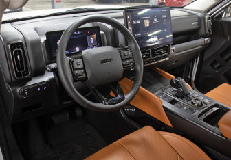 Подержанный автомобиль Haval H9 2024 года (17 фото)