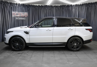 Подержанный автомобиль Land Rover Range Rover Sport 2018 года (8 фото)