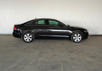 Подержанный автомобиль Audi A6 Sedan 2014 года (8 фото)