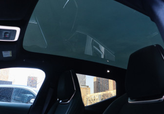 Подержанный автомобиль Zeekr X 2023 года (16 фото)