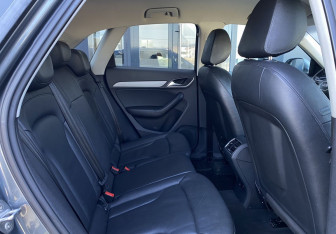 Подержанный автомобиль Audi Q3 2012 года (21 фото)