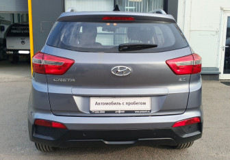 Подержанный автомобиль Hyundai Creta 2018 года (6 фото)