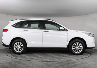 Подержанный автомобиль Haval M6 2024 года (4 фото)