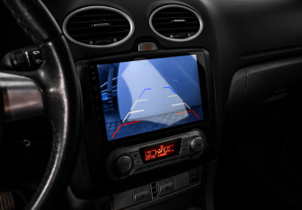 Подержанный автомобиль Ford Focus Hatchback 2011 года (1 фото)