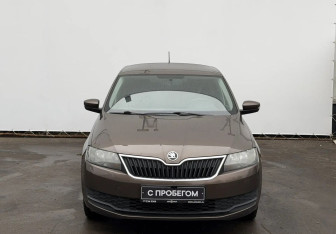 Подержанный автомобиль Skoda Rapid Liftback 2018 года (2 фото)