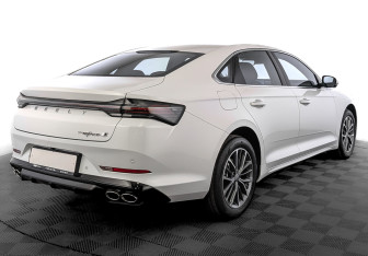 Новый Geely Preface 2026 (2 фото)