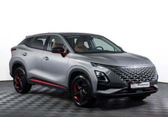 Подержанный автомобиль Omoda C5 2024 года (3 фото)