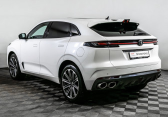 Подержанный автомобиль Changan UNI-K 2023 года (7 фото)