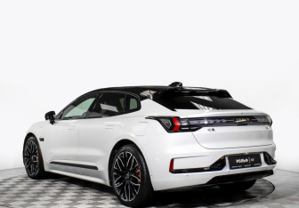 Подержанный автомобиль Zeekr 001 2023 года (5 фото)