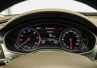 Подержанный автомобиль Audi A6 Sedan 2015 года (11 фото)