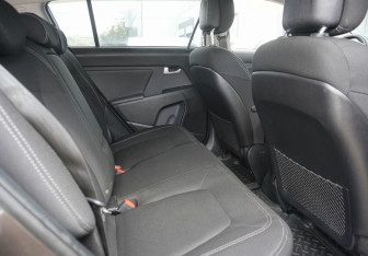 Подержанный автомобиль Kia Sportage 2015 года (10 фото)