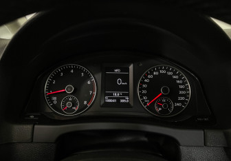 Подержанный автомобиль Volkswagen Golf Plus 2010 года (11 фото)