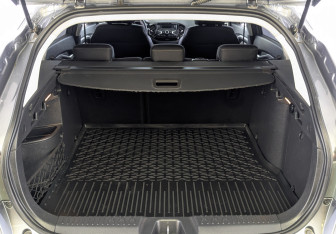 Подержанный автомобиль LADA (ВАЗ) Vesta Wagon 2019 года (10 фото)