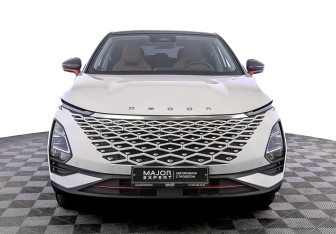 Подержанный автомобиль Omoda C5 2023 года (2 фото)