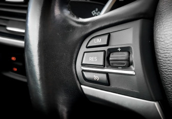 Подержанный автомобиль BMW X6 2018 года (29 фото)