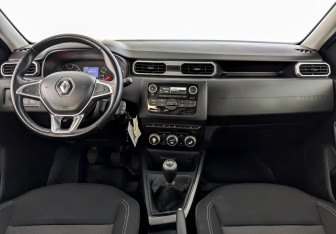 Подержанный автомобиль Renault Duster 2021 года (14 фото)