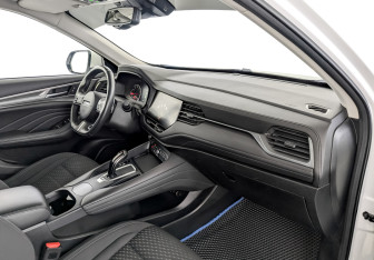 Подержанный автомобиль Haval F7 2021 года (11 фото)