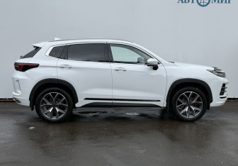 Подержанный автомобиль Exeed LX 2023 года (4 фото)