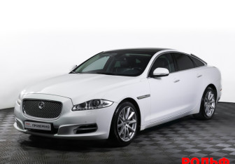 Подержанный автомобиль Jaguar XJ 2012 года (1 фото)