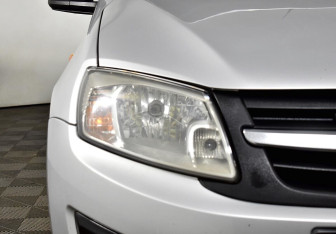 Подержанный автомобиль LADA (ВАЗ) Granta Sedan 2016 года (5 фото)