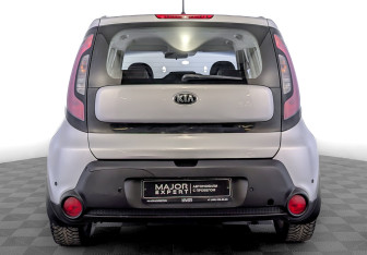 Подержанный автомобиль Kia Soul 2014 года (6 фото)