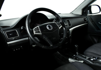 Подержанный автомобиль SsangYong Actyon 2012 года (7 фото)