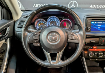 Подержанный автомобиль Mazda CX-5 2012 года (21 фото)