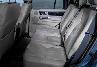 Подержанный автомобиль Land Rover Discovery 2012 года (10 фото)