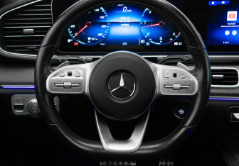 Подержанный автомобиль Mercedes-Benz GLE 2019 года (10 фото)