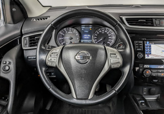 Подержанный автомобиль Nissan Qashqai 2017 года (22 фото)