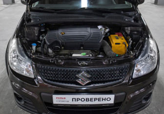 Подержанный автомобиль Suzuki SX4 Hatchback 2014 года (9 фото)
