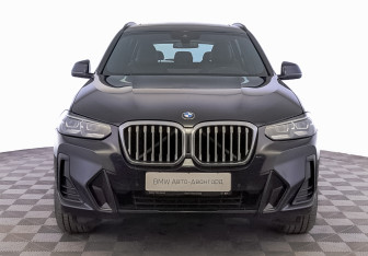 Подержанный автомобиль BMW X3 2021 года (2 фото)