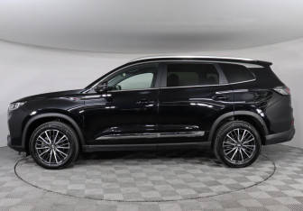 Подержанный автомобиль Chery Tiggo 8 Pro Max 2023 года (8 фото)
