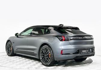 Подержанный автомобиль Zeekr 001 2023 года (7 фото)