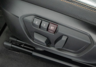 Подержанный автомобиль BMW X4 2017 года (15 фото)