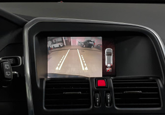 Подержанный автомобиль Volvo XC60 2017 года (14 фото)