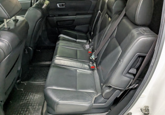 Подержанный автомобиль Honda Pilot 2012 года (13 фото)