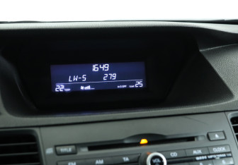 Подержанный автомобиль Honda Accord Sedan 2008 года (19 фото)