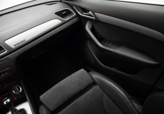 Подержанный автомобиль Audi Q3 2013 года (25 фото)