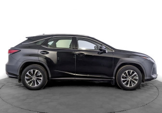Подержанный автомобиль Lexus RX 2021 года (4 фото)