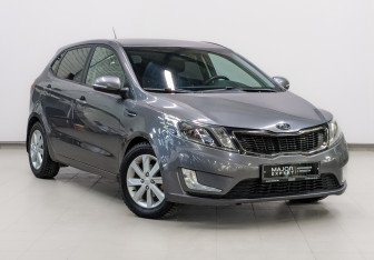 Подержанный автомобиль Kia Rio Hatchback 2012 года (3 фото)