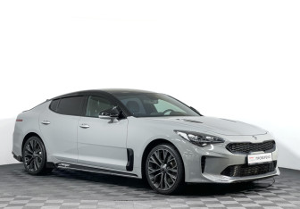 Подержанный автомобиль Kia Stinger 2018 года (3 фото)