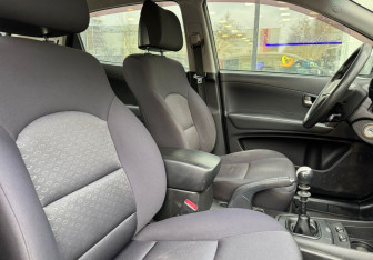 Подержанный автомобиль SsangYong Actyon 2012 года (10 фото)