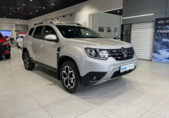 Подержанный автомобиль Renault Duster 2021 года (3 фото)