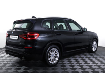 Подержанный автомобиль BMW X3 2019 года (5 фото)